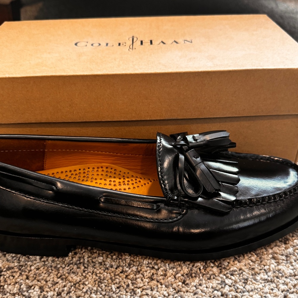 Men’s dress shoes